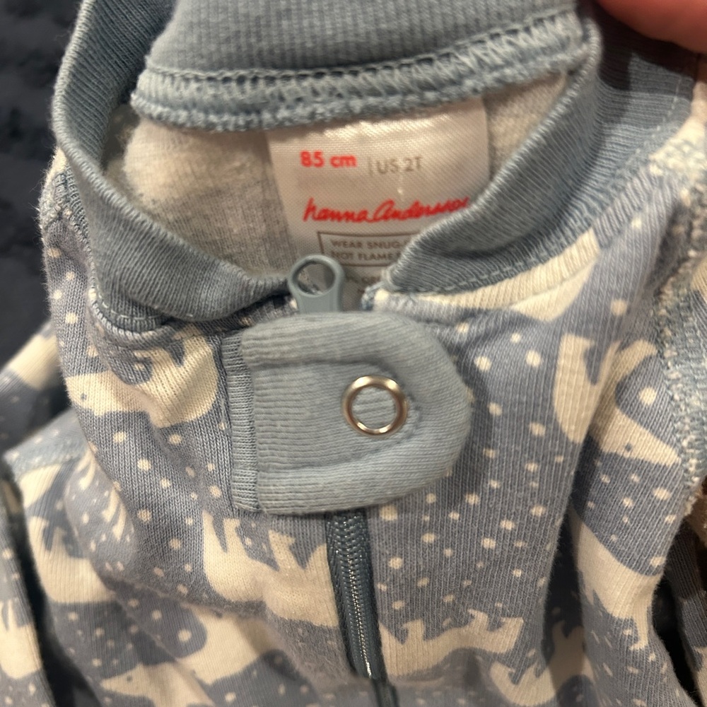 Hanna Andersson Light Blue Polar Bear Zip Pajamas - Picture 3 of 3